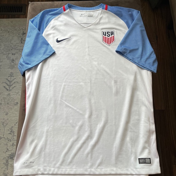 2016 Nike U.S.A. Soccer Jersey - NWOT - Picture 1 of 4